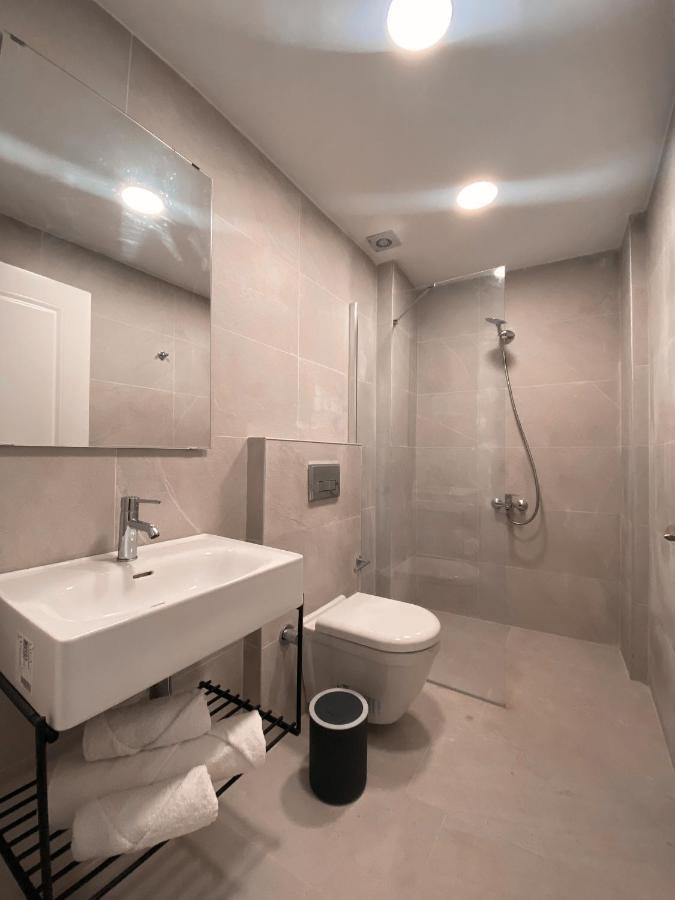 Amber Boutique Hotel Кешме Экстерьер фото