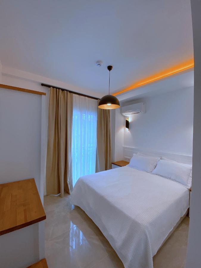 Amber Boutique Hotel Кешме Экстерьер фото