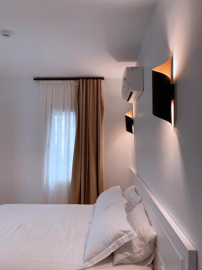 Amber Boutique Hotel Кешме Экстерьер фото